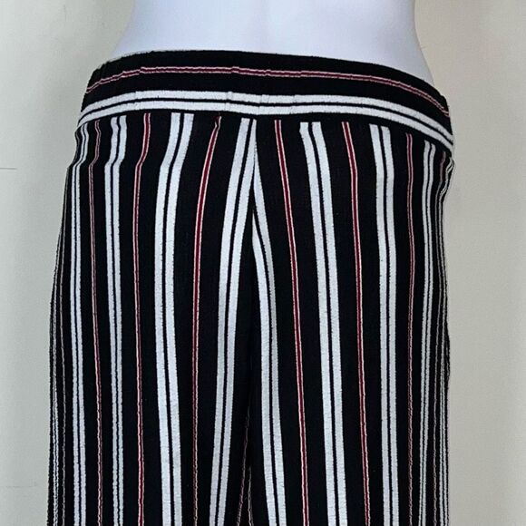 Pull&Bear Belted Striped Pull-On Gaucho Pants - Picture 9 of 10